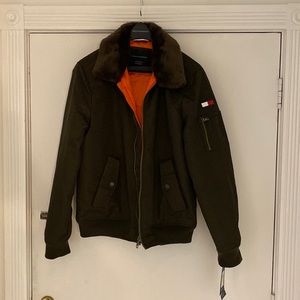 Tommy Hilfiger water and wind resistant jacket